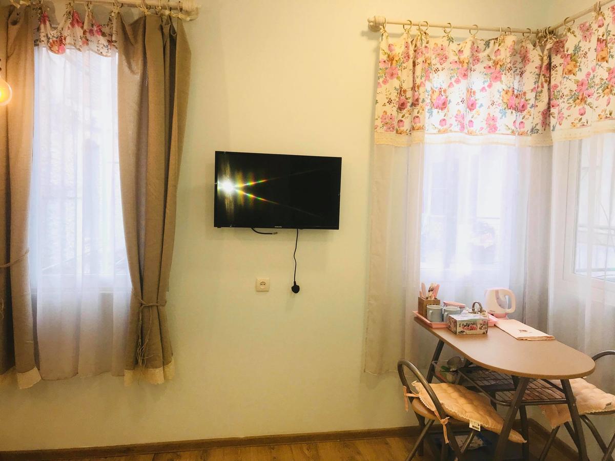 Guest House Marina 2 Tbilisi Bagian luar foto